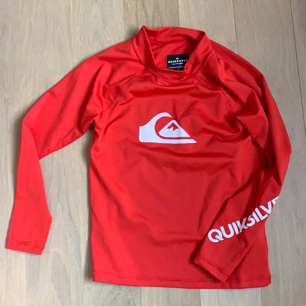 Quicksilver rash guard